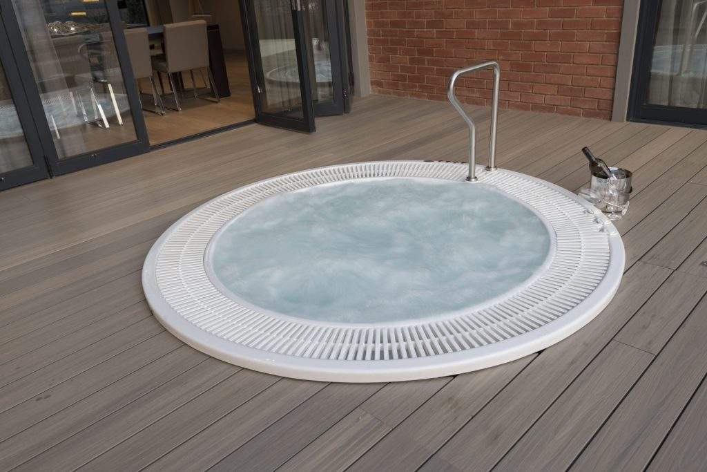 Summer Place Spas & Baths